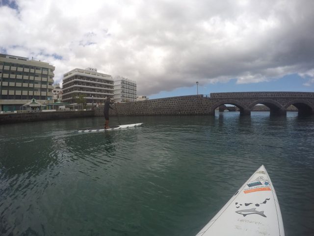 Uno de los puentes del 6 Millas Nocturnas de Arrecife