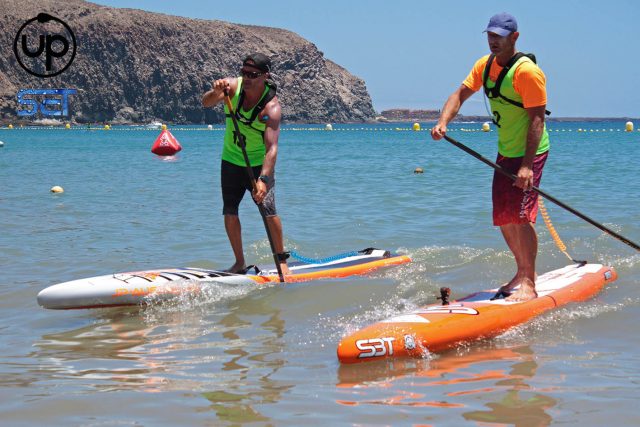 Llegada a meta de Edu y Stano. sup race tenerife