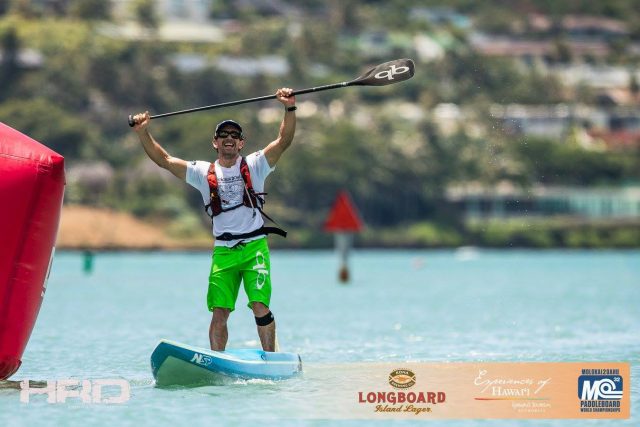 Travis Grant ganador Molokai2Oahu 2017