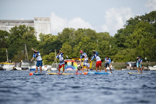 Los competidores usando sus técnicas para desafiar los 18km de carrera. Foto: Ben Reed. Copenhague