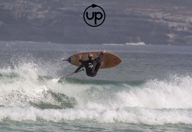 Espectacular aéreo en el EuroSUPA SUP Surf Championship