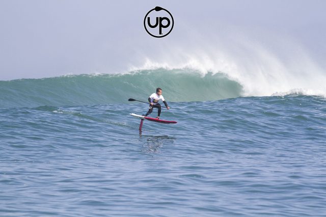 Primeras olas del día en el Foil in Hossegor 