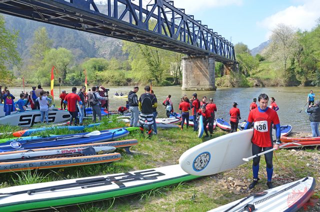 Gran ambiente en la llegada. SPS Sella SUP River 2018