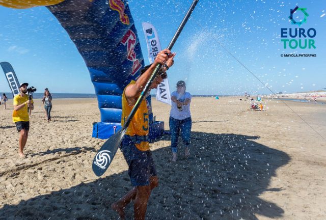 Arutkin llegando a meta en el Battle of the Coast