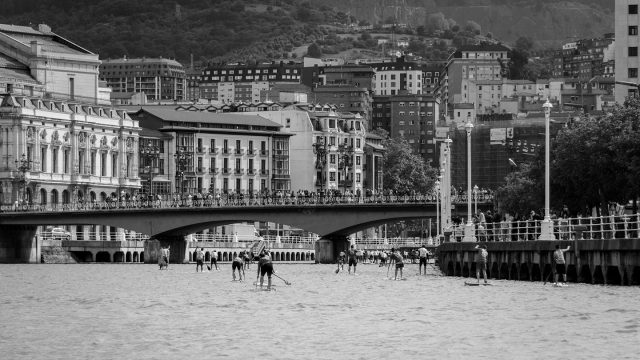 Ría de Bilbao. Bilbao World SUP Challenge