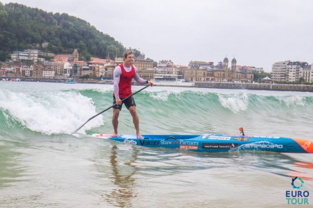 Booth llegando a meta. San Sebastian Paddle Tour