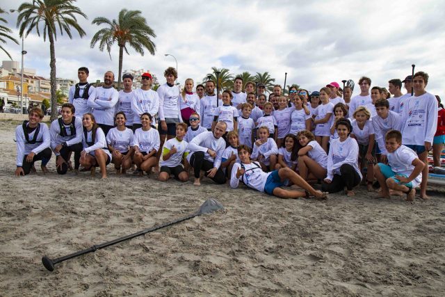 Amateurs y muchos más participantes en la Gran Carrera del Mediterráneo SUP Race