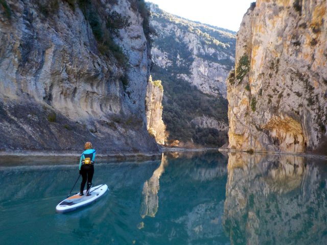 Paseo por los cañones del Pirineos SUP Festival 